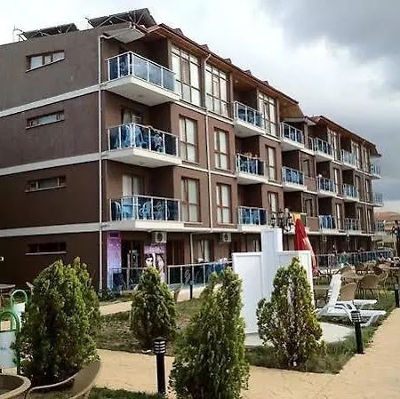 Carpediem Diamond Hotel