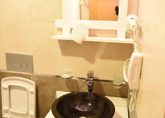 Carpediem Diamond Hotel *