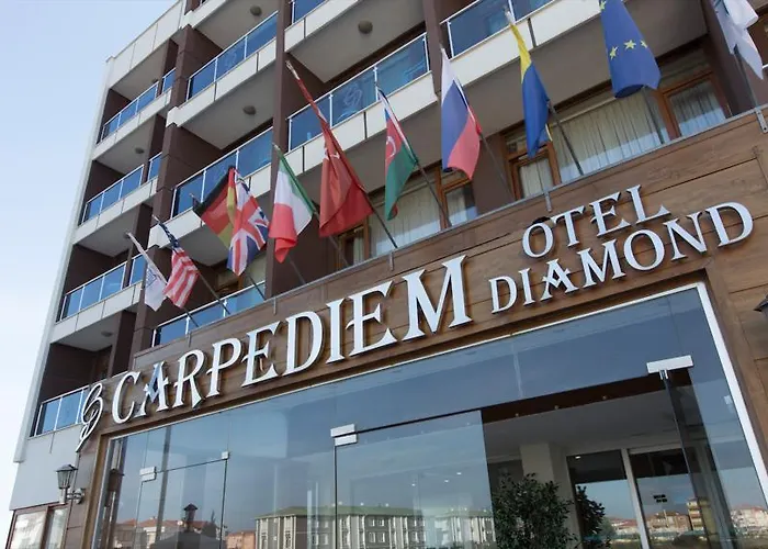 Carpediem Diamond Hotel *