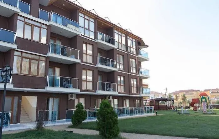 Carpediem Diamond Hotel *